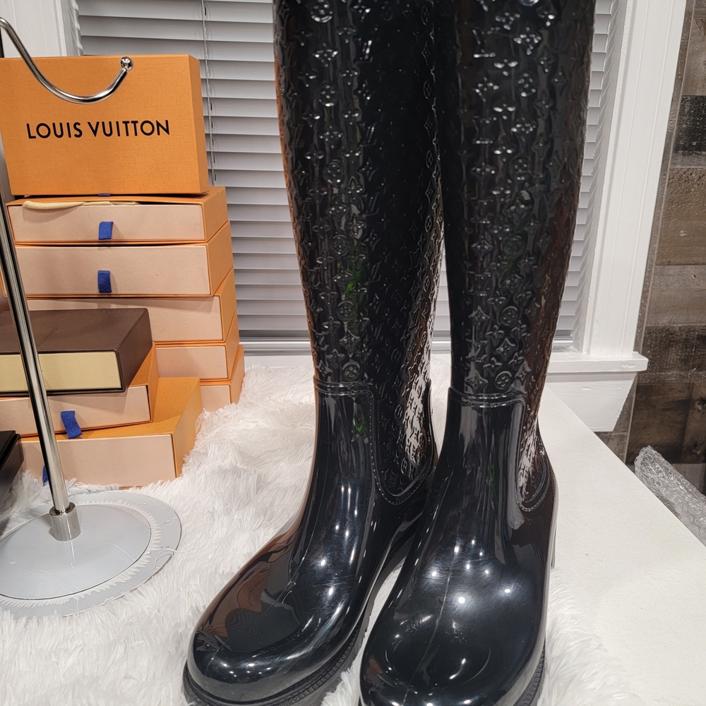 Louis Vuitton Glossy Black Rain Boots